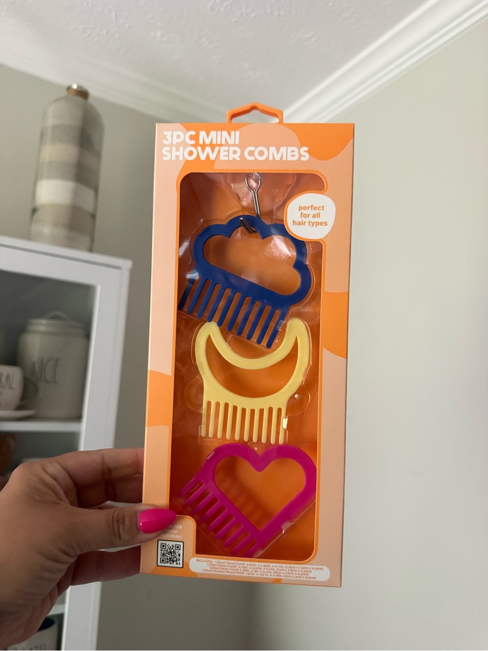 3 Mini Shower Comb Set – Blue, Yellow & Pink - Picture 5 of 6